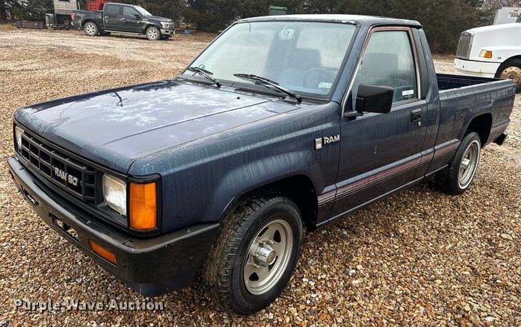 1987 Dodge Ram 50 pickup truck - NM9247