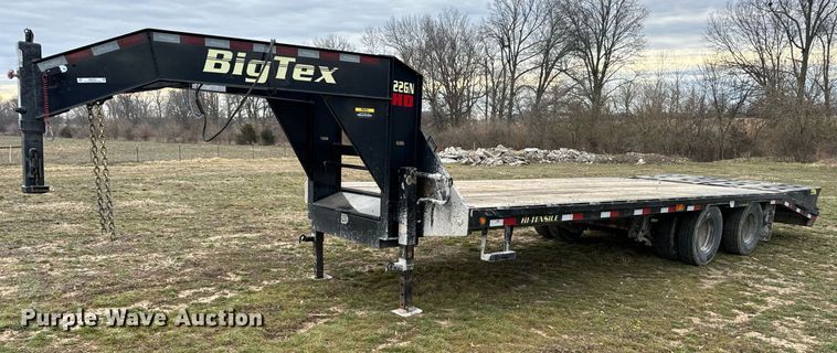 2019 Big Tex 22GN-20BK+5MR equipment trailer - NM9295