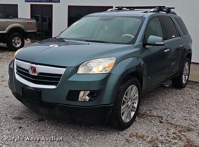 2009 Saturn  Outlook XR SUV - NP9207