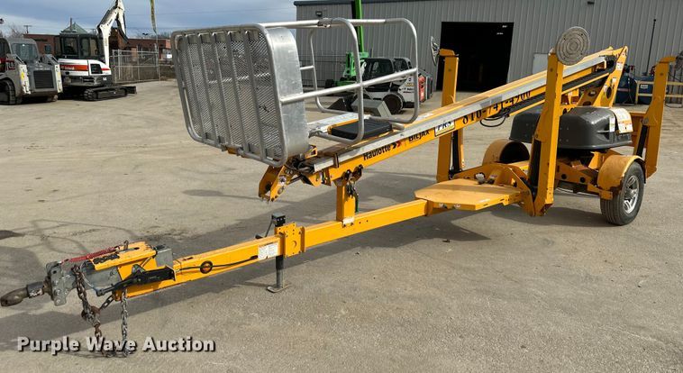 2014 Haulotte  3632T boom lift - OF9242