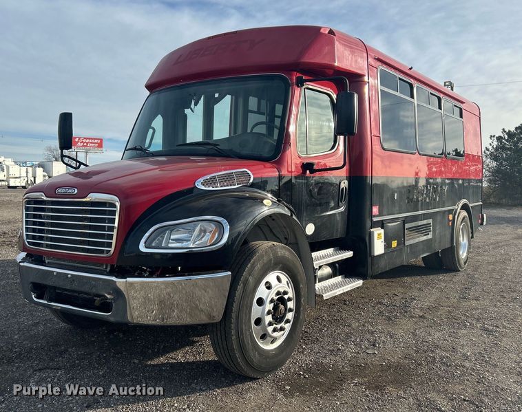 2019 Freightliner  Business Class M2 shuttle bus - OI9556