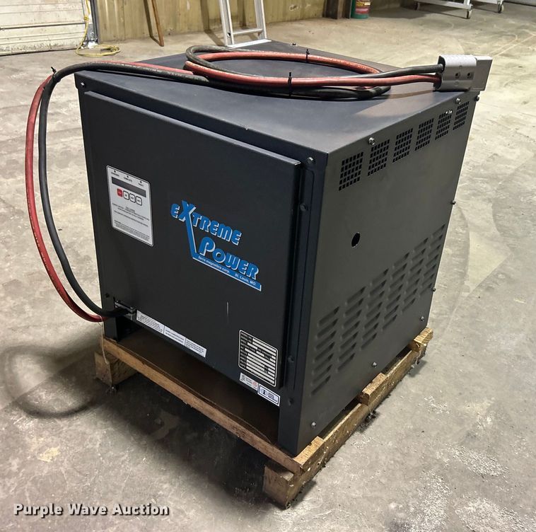 Extreme Power XPT18-865B forklift battery charger - OI9558