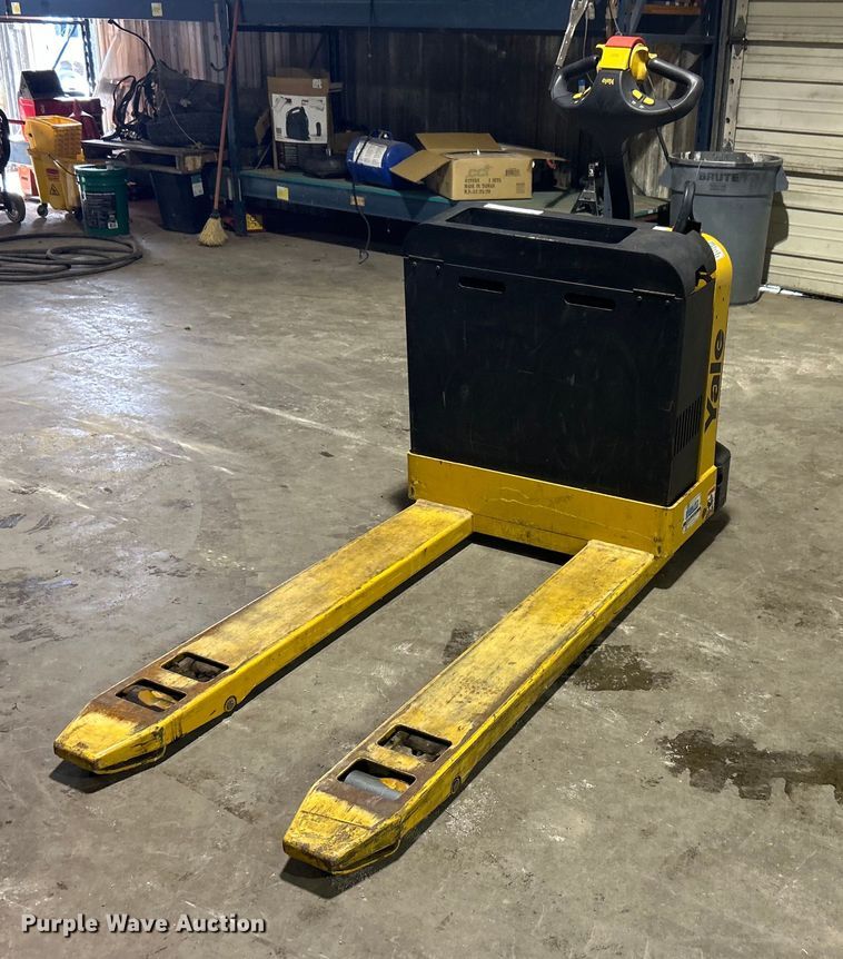 Yale MPB040-EN24T2748 pallet jack - OI9560