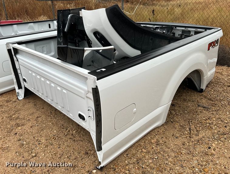 Ford pickup truck bed - DK6767