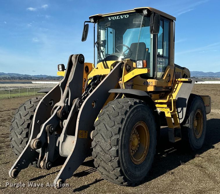 2012 Volvo L90F wheel loader - DQ6711