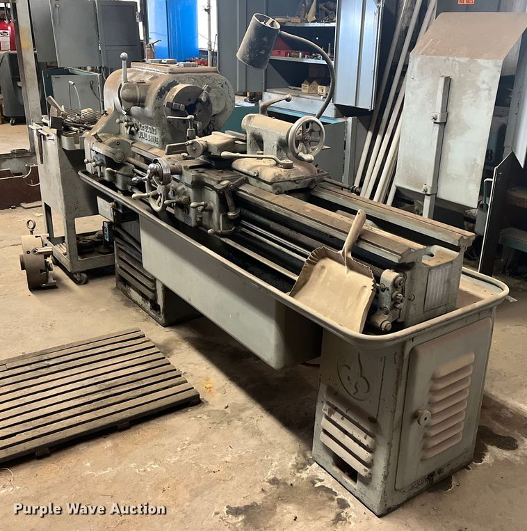 LeBlond  lathe - JT9104