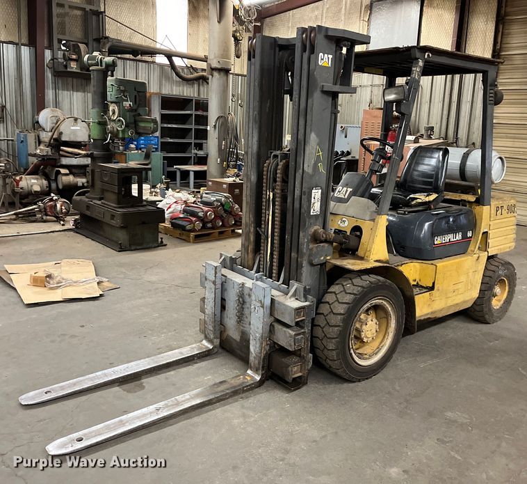 Caterpillar  60 forklift - JT9155