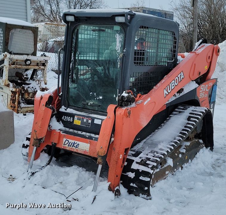 2018 Kubota  SVL 95-2s tracked skid steer loader - LA9540