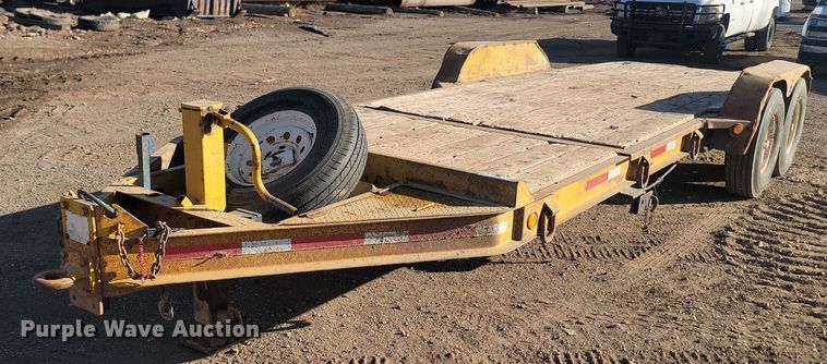 2006 Trail King TKT12U tilt deck equipment trailer - LA9580