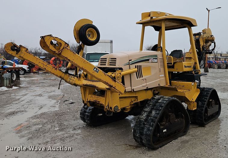 2010 Vermeer RTX1250 cable plow - LB9746