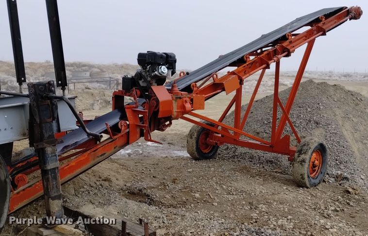 Cedarapids radial stacking conveyor - LN9914