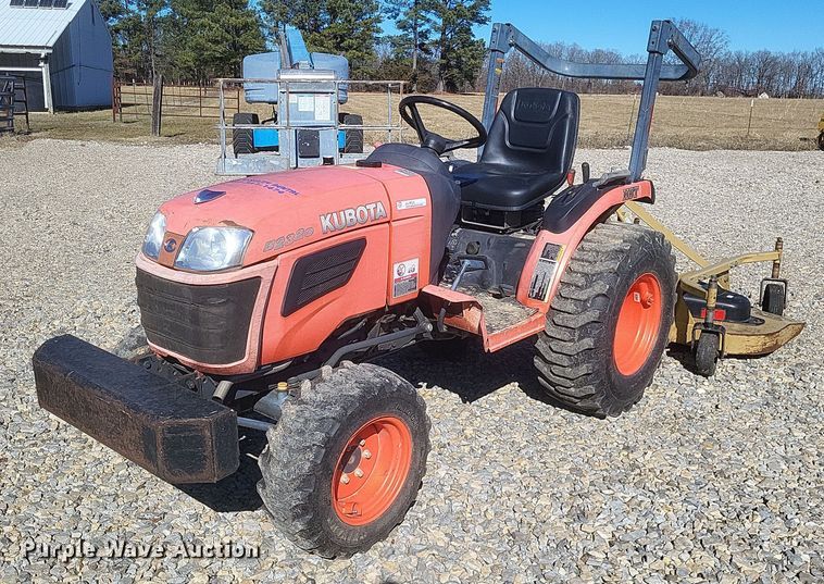 Kubota B2320 MFWD tractor - MI9924