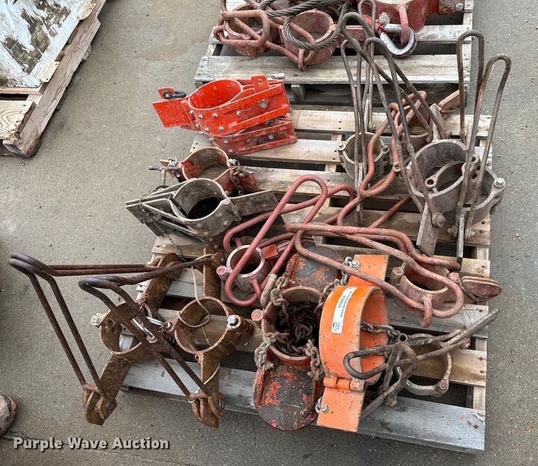 (8) pipe elevators - NN9409