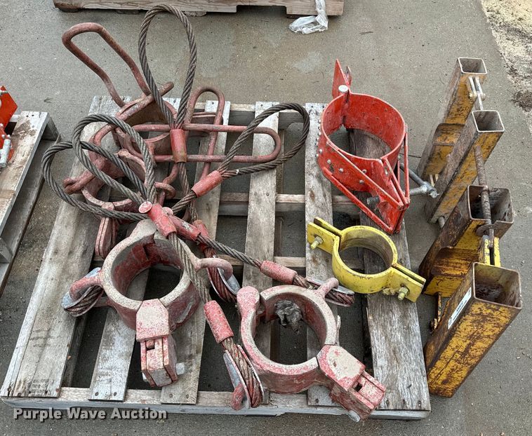 (2) pipe elevators - NN9410