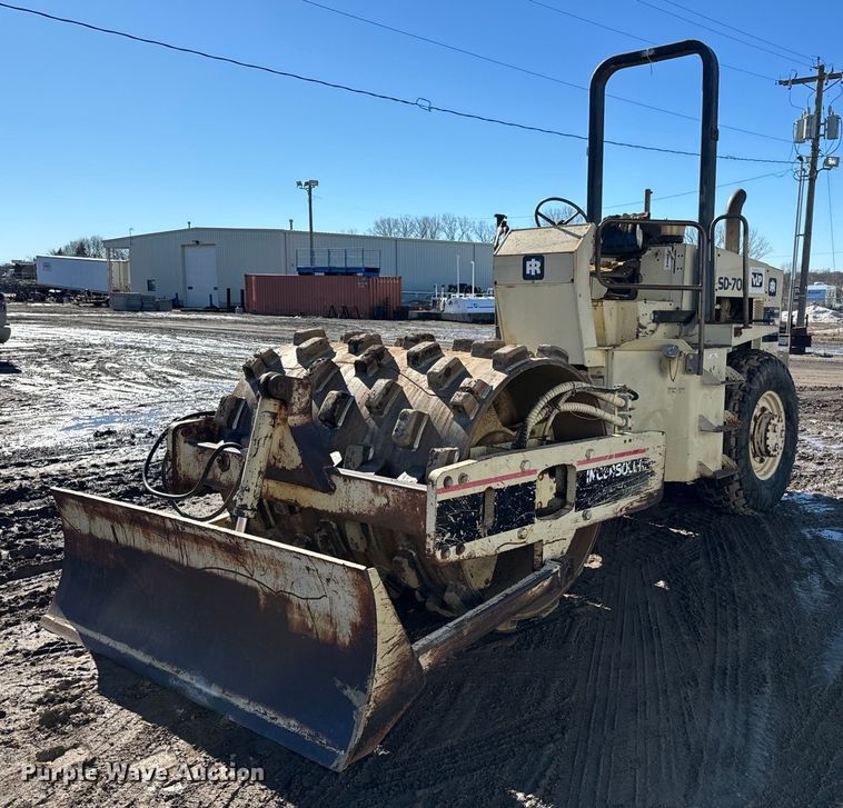 1995 Ingersoll Rand SD70D single drum vibratory roller - NN9467