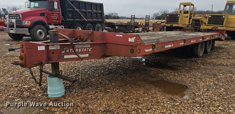 2000 Interstate  equipment trailer - NP9351