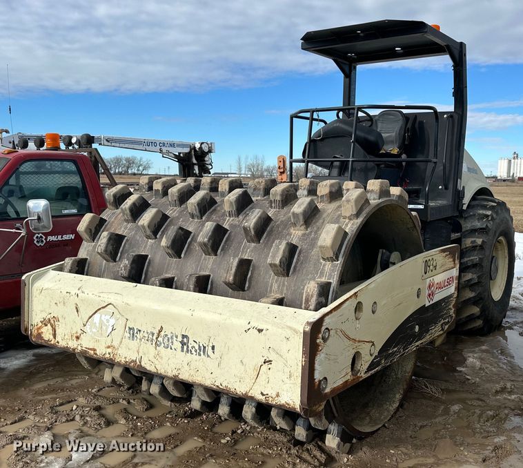2005 Ingersoll Rand SD122F TF single drum vibratory roller - NS9219