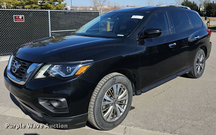 2018 Nissan Pathfinder SV SUV - DR5997