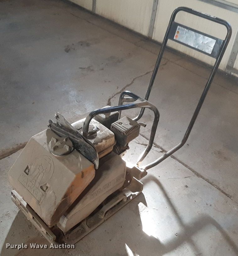Wacker Neuson plate compactor - DV9768