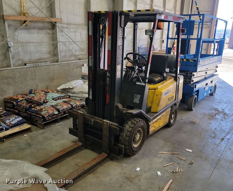 Yale GLP040AENUAE079 forklift - LA9616