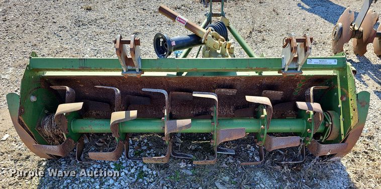 John Deere  660 tiller - NE9531