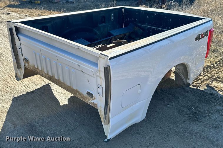 2017 Ford F250 truck bed - OD9991