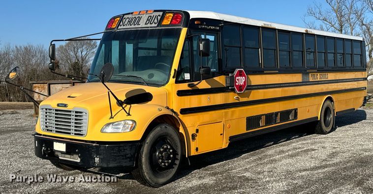 2011 Thomas B2 school bus - OJ9446