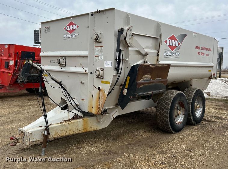 Kuhn Knight RC260 feed mixer - DS0798