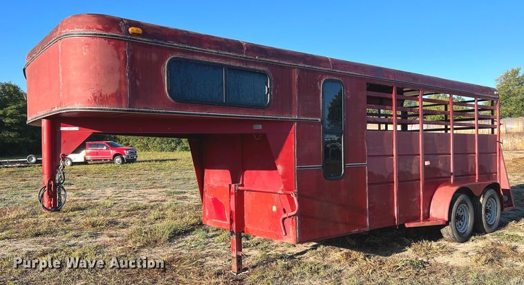 1999 Wilhite & Company livestock trailer - NI9052