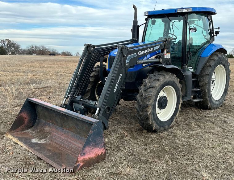 2005 New Holland  TS115A MFWD tractor - OM9820