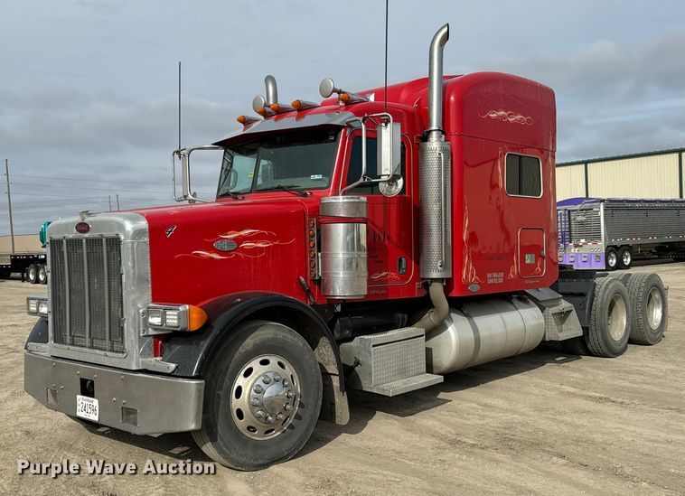 2007 Peterbilt 378 semi truck - NU9339