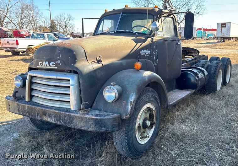 1951 GMC 650 semi truck - OJ9430