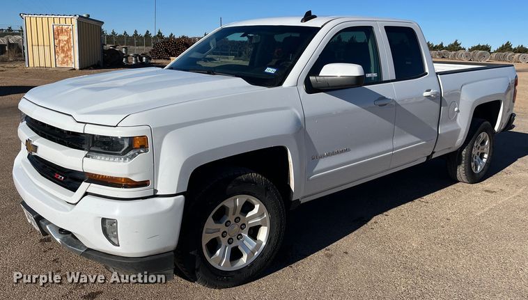2018 Chevrolet Silverado 1500 LT Double Cab pickup truck - EI0640