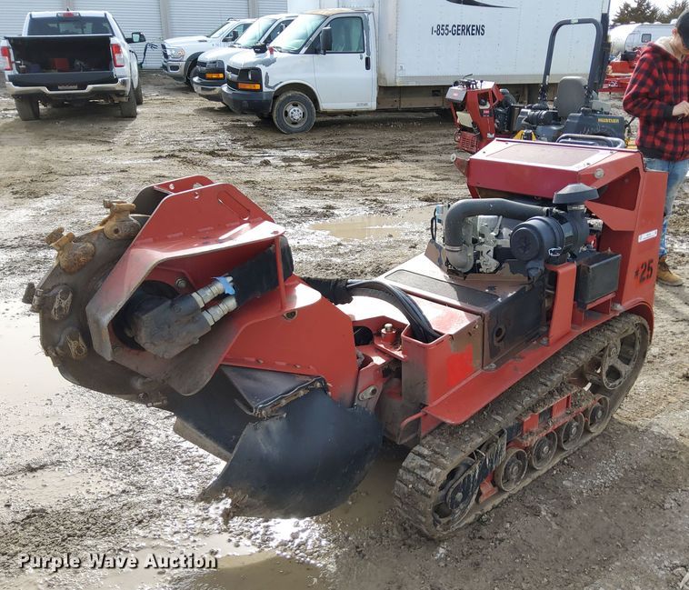 Toro STX-38 stump grinder - EI3510