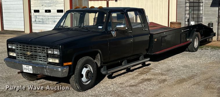1987 Chevrolet  R20 tow truck - EJ0226
