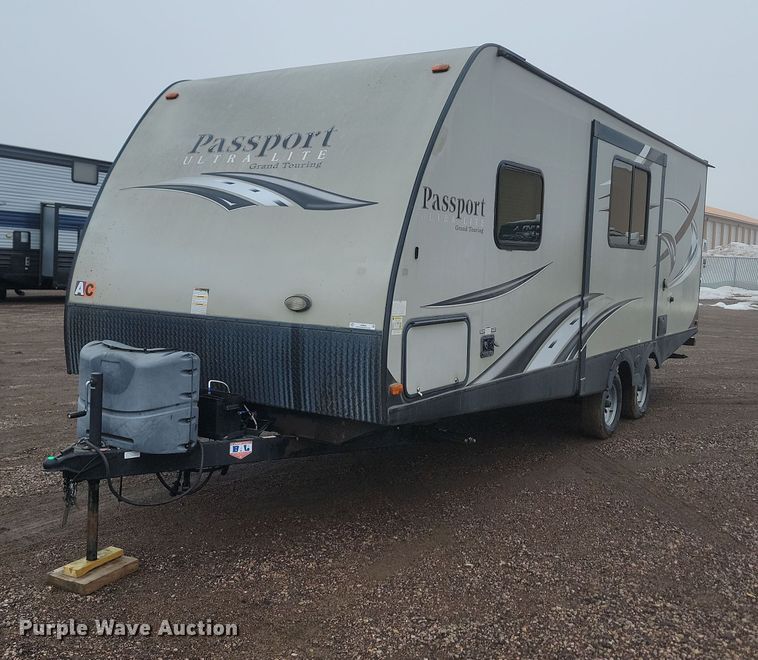 2016 Keystone  Passport 2400BH camper - LA9605