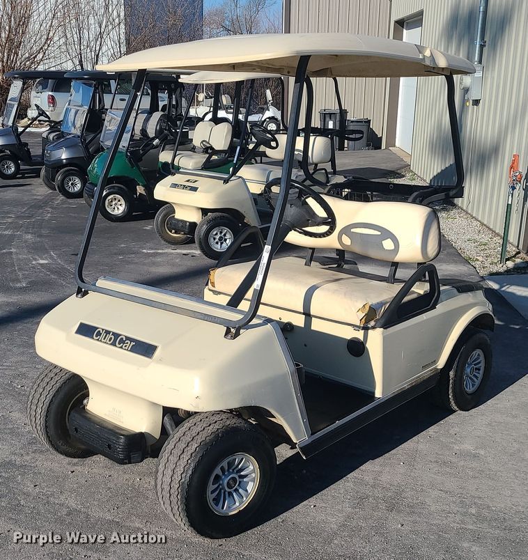Club Car golf cart - MQ9662