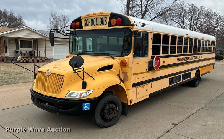 2009 International  PB10500 school bus - NF9274