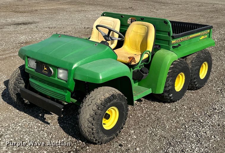 1997 John Deere  Gator 6X4 utility vehicle - OM9795
