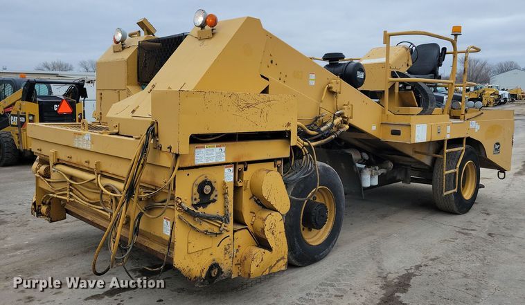2000 Etnyre chip spreader - DL7853