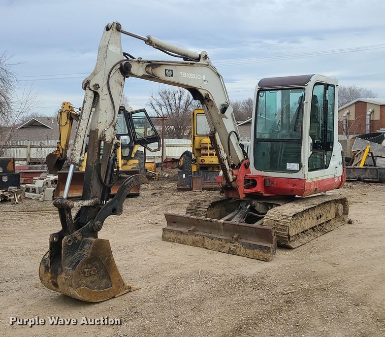 2004 Takeuchi  TB145 mini excavator - DS7272