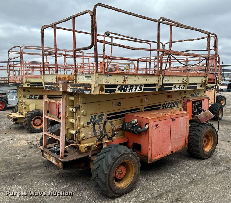 1997 JLG 40RTS scissor lift - DV9807