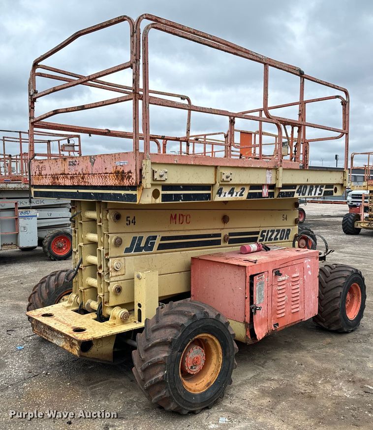 JLG 40RTS scissor lift - DV9860
