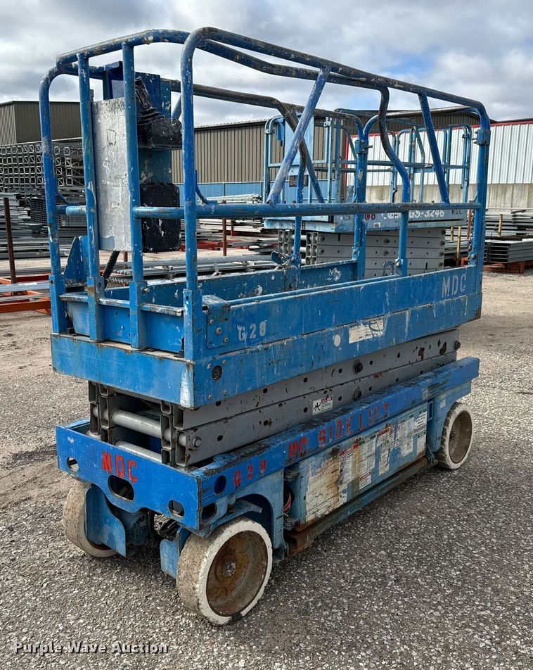 Genie GS-2032 scissor lift - DV9870