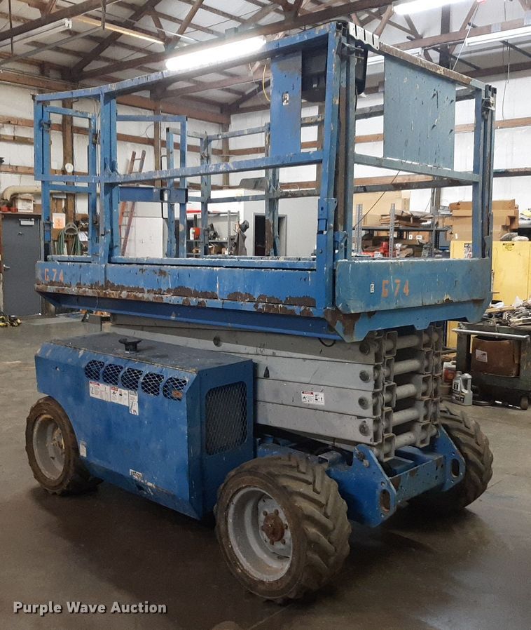 2007 Genie GS-3268RT scissor lift - DV9873