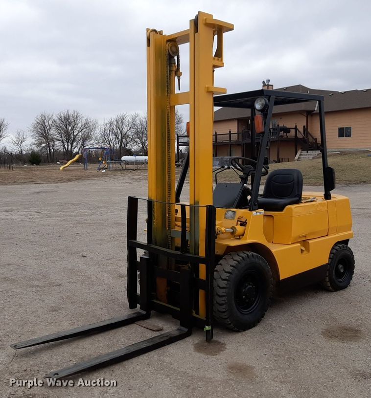 Mitsubishi FG25 forklift - DV9881
