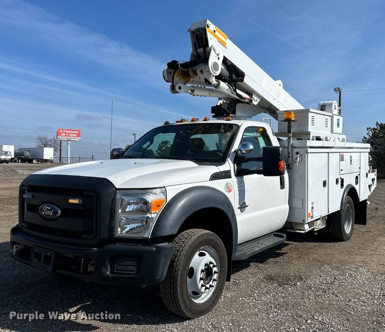 2012 Ford F550 Super Duty bucket truck - EG1198