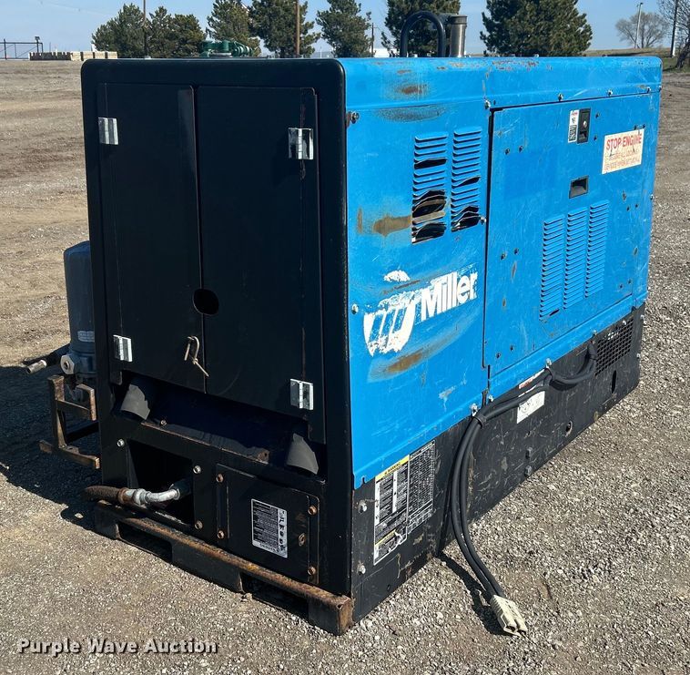 Miller Big Blue Air Pak welder/generator - EG1202