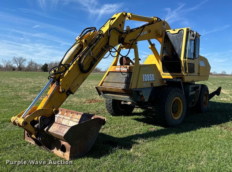 2000 Badger 1085D wheeled excavator - EJ0262
