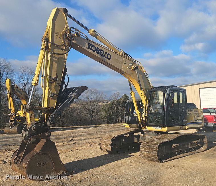 2012 Kobelco  SK210-9 excavator - EJ5926